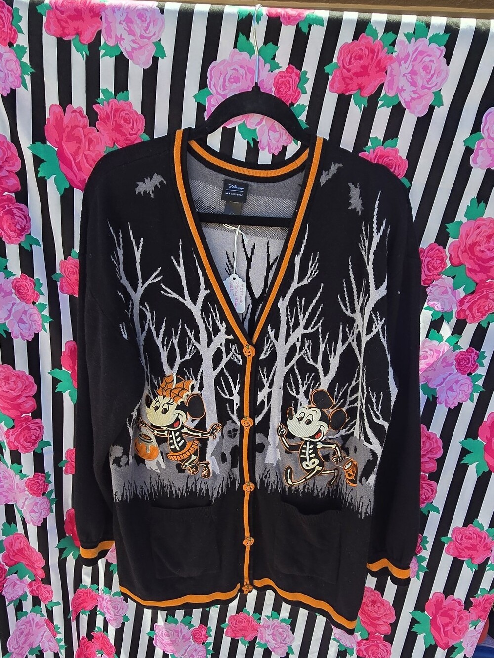 Her Universe Disney Halloween "Trick-Or-Treat" Cardigan (Size XL).